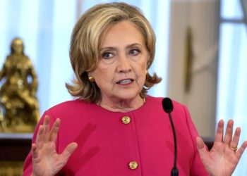 Hillary Clinton fires up voters against Trump’s White House ballroom construction: ‘Not his house’